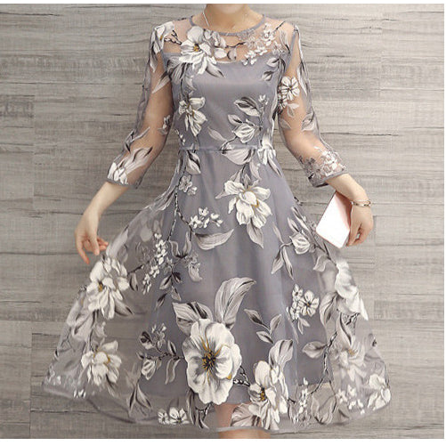 Plus Size Women Gray Going out Elegant 3/4 Sleeve Printed Floral Dress Image 1