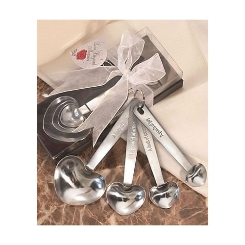 Heart Shaped Measuring Spoons in Gift Box Image 2