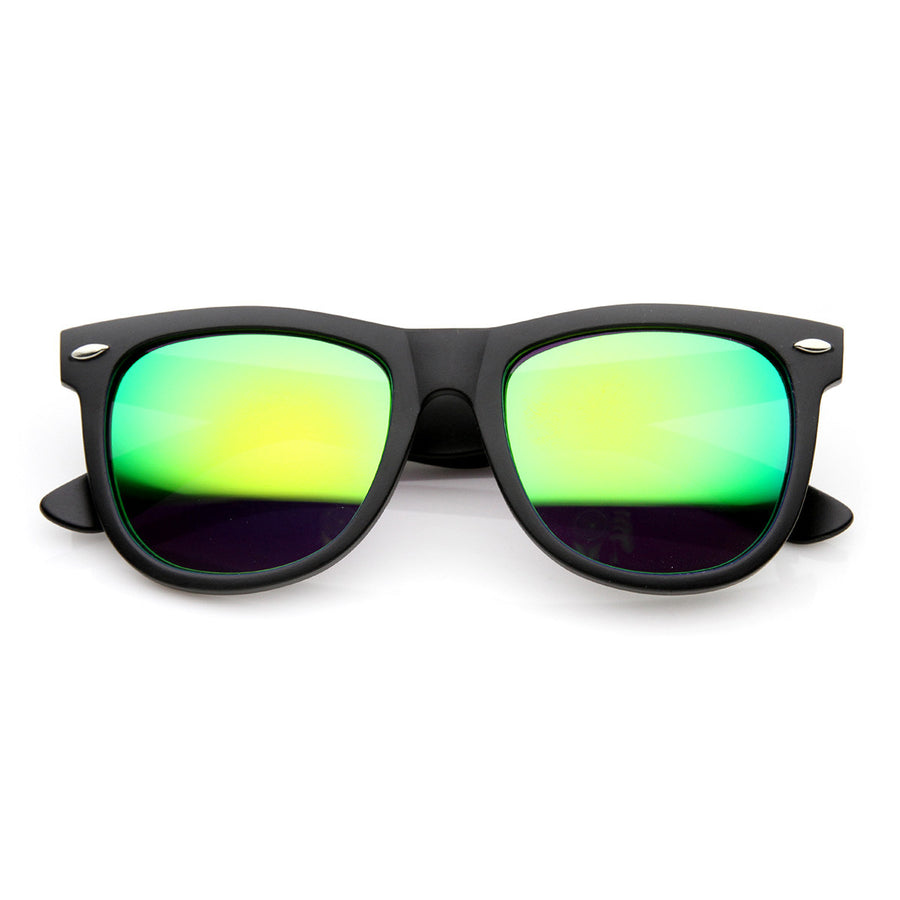 Oversized Horn Rimmed Sunglasses with Metal Rivets Image 1
