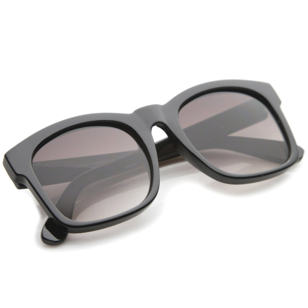 Classic Oversized Horn-Rimmed Square Sunglasses 53mm UV400 Polycarbonate Lenses Image 4