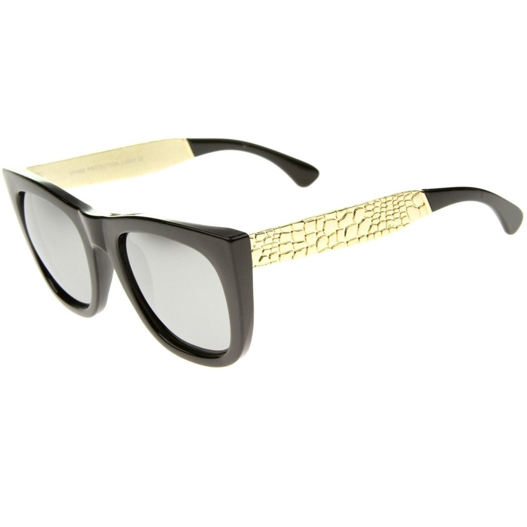 High Fashion Alligator Metal Temple Mirrored Lens Flat Top Sunglasses Image 3