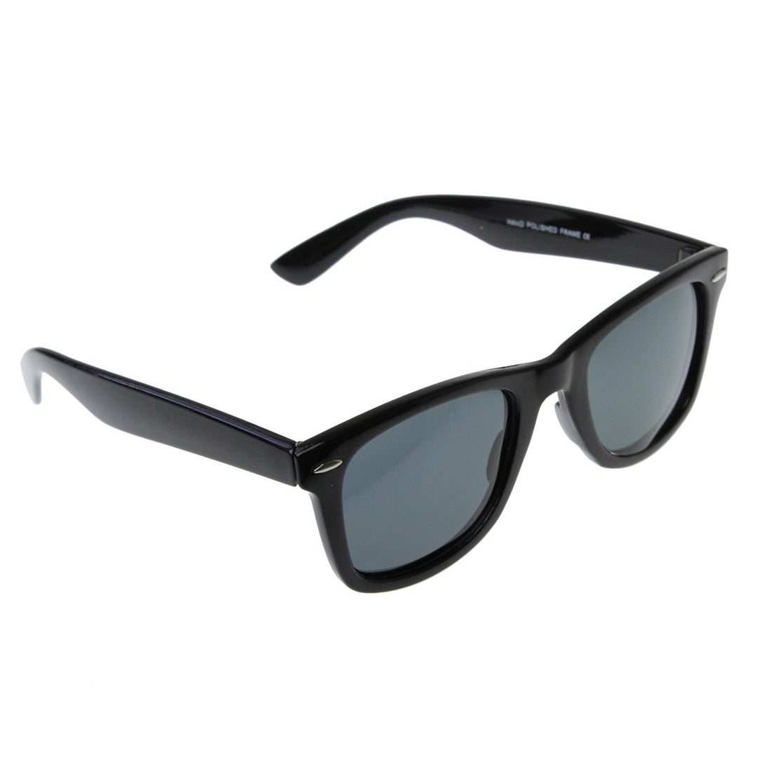 Medium Polarized Lens Classic Original Horn Rimmed Sunglasses Image 4