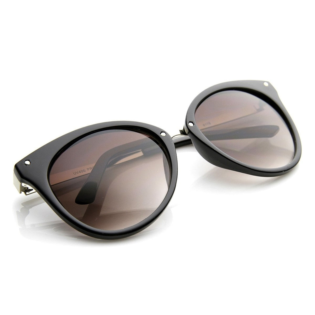 Medium Pointed Horn Rimmed Cat Eye Sunglasses with Studs Image 4