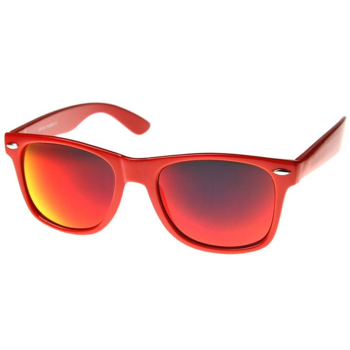 Retro Bright Horn Rimmed Sunglasses with Colorful Mirrored Lenses - UV400 Image 2