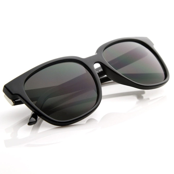 Retro Fashion Inspired Basic Horned Rim Horn Rimmed Style Sunglasses Image 4