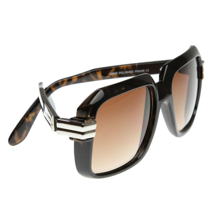 Vintage Inspired Bold Thick Frame Square Frame Sunglasses Image 4