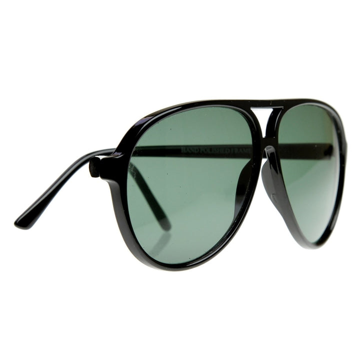 Vintage Inspired Classic Tear Drop Plastic Aviator Sunglasses Image 4