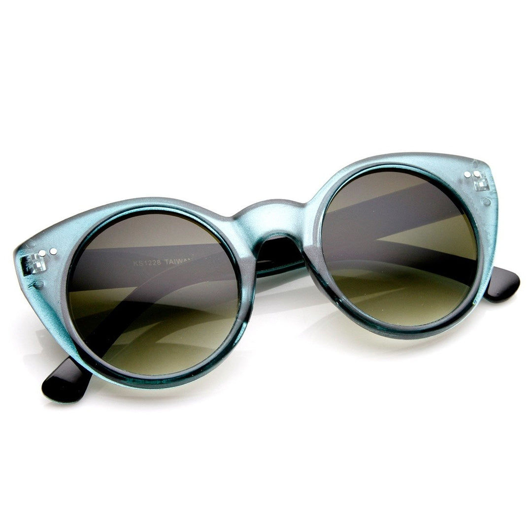 Womens Chic Round Circular Pointed Cat Eye Sunglasses Image 4