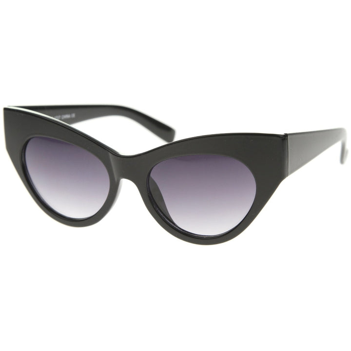 Womens High Fashion Chunky Frame Oversize Bold Cat Eye Sunglasses 57mm Image 2