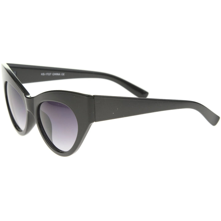 Womens High Fashion Chunky Frame Oversize Bold Cat Eye Sunglasses 57mm Image 3