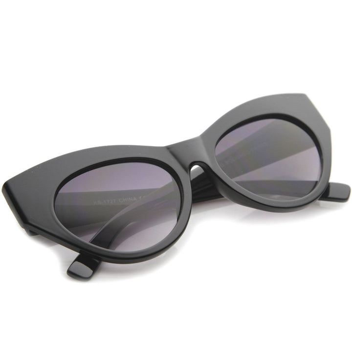 Womens High Fashion Chunky Frame Oversize Bold Cat Eye Sunglasses 57mm Image 4
