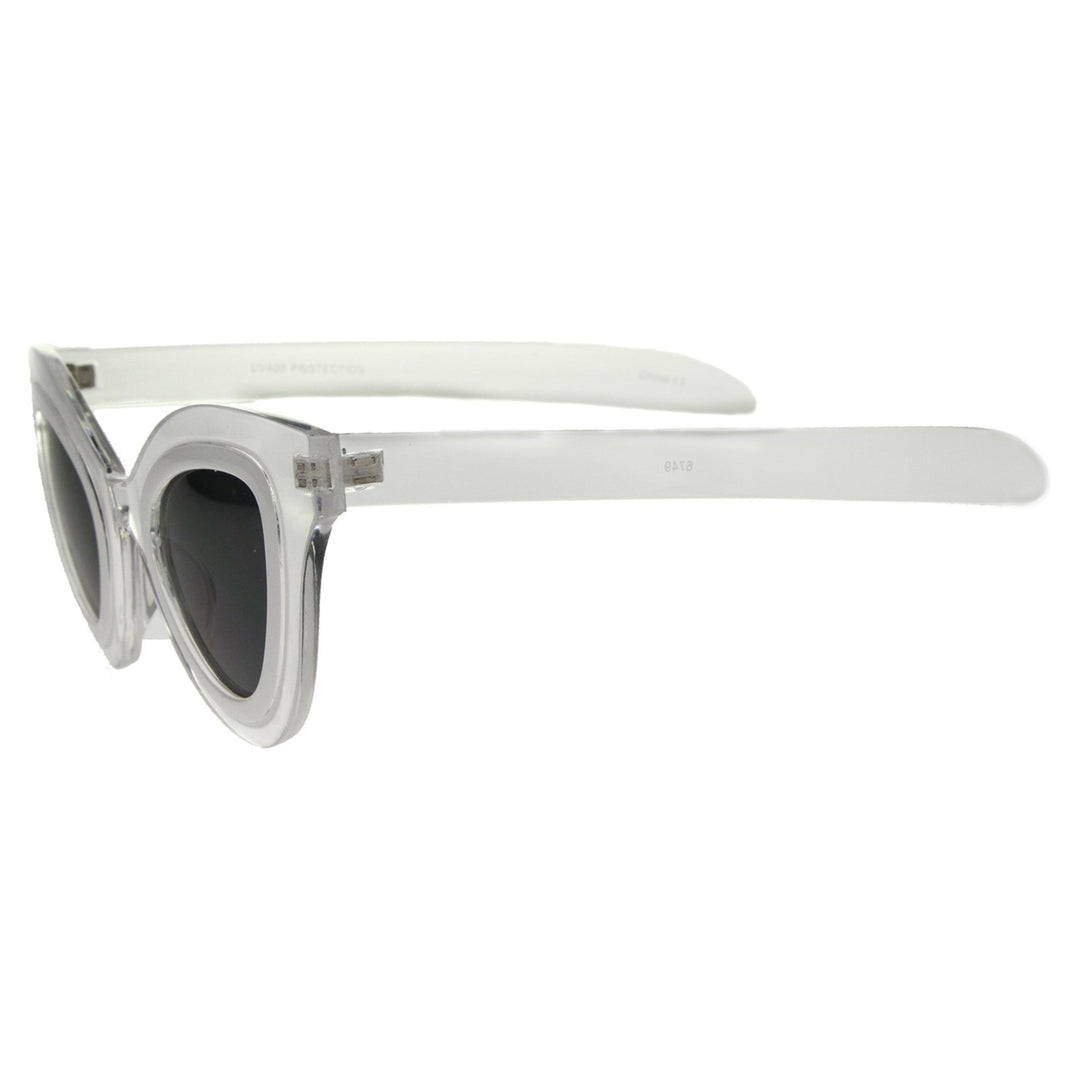 Womens High Fashion Two-Toned Chunky Oversize Cat Eye Sunglasses 42mm Image 3