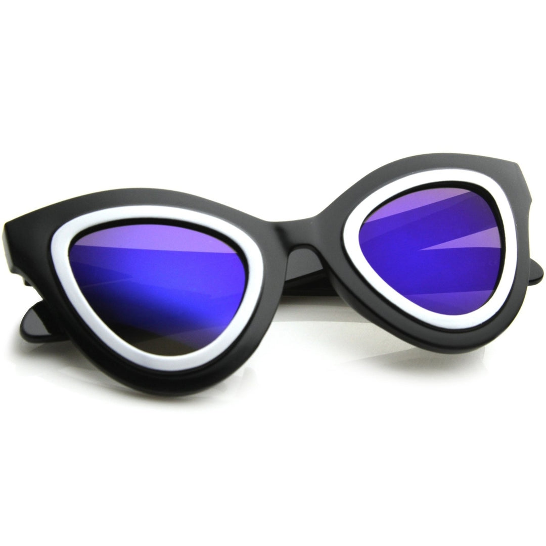 Womens High Fashion Two-Toned Mirrored Cat Eye Sunglasses 42mm Image 4
