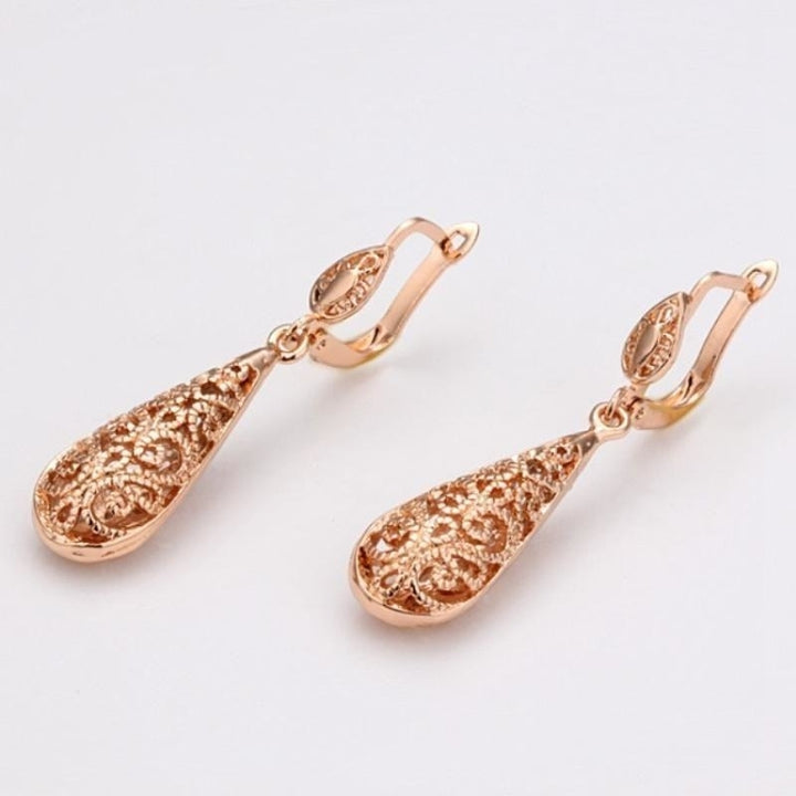 Vintage Gold Color Hollow Filigree Teardrop Drop Dangle Bridal Earrings Fashion Wedding Jewelry Image 3