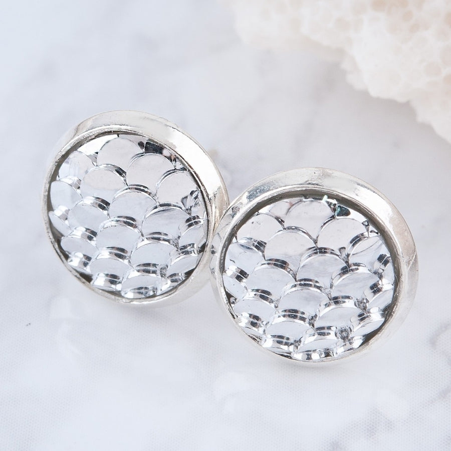 Silver Mermaid Texture Stud Earrings Image 1