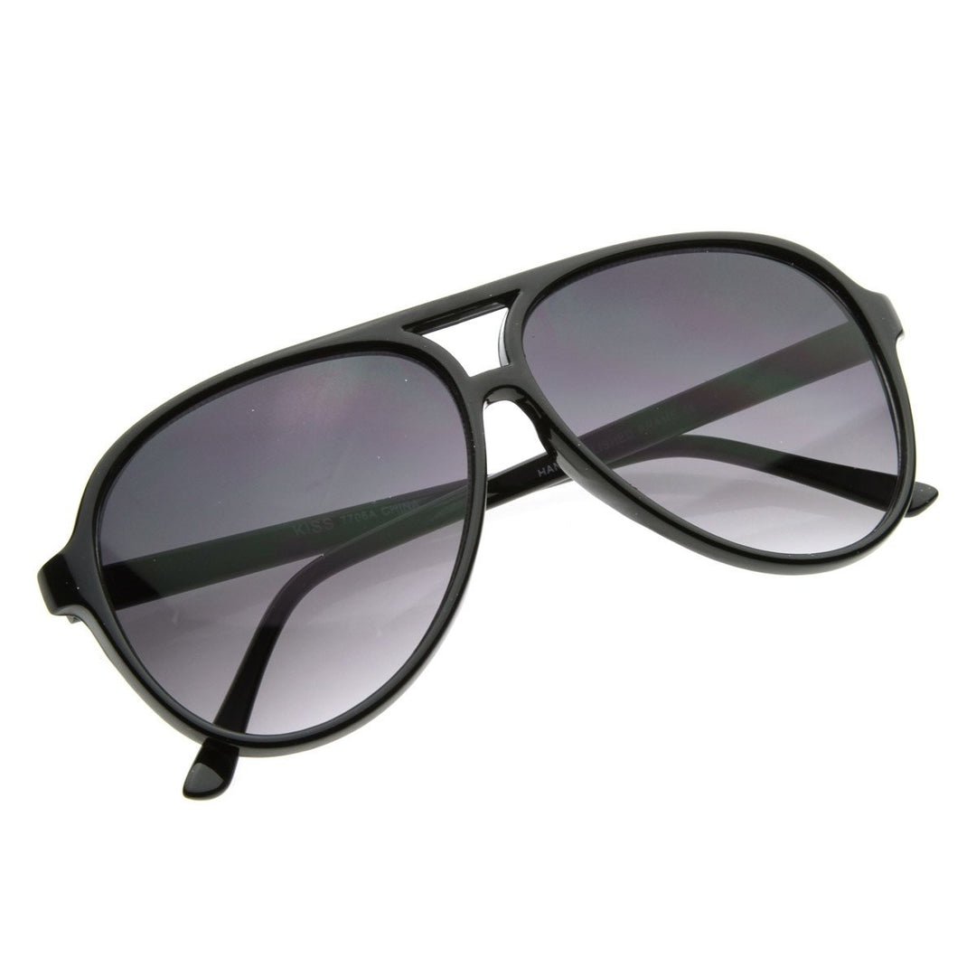 Large Classic Retro Plastic Aviator Sunglasses Image 4