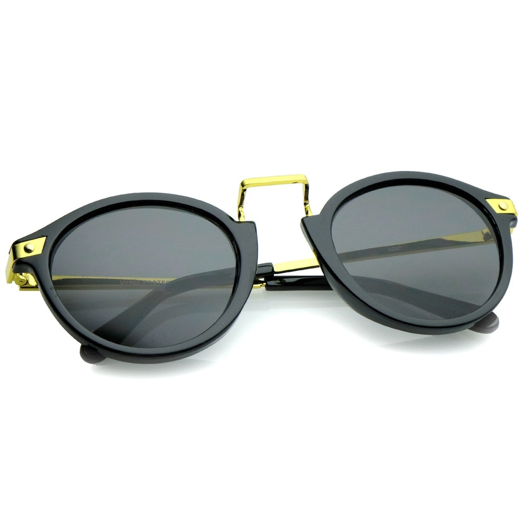 Retro Horn Rimmed Metal Nose Bridge P3 Round Sunglasses 50mm Image 4