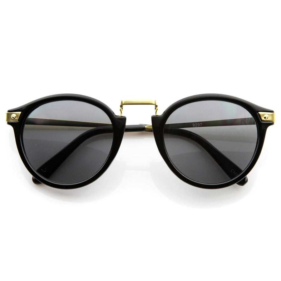 Vintage Inspired Round Horned Rim P-3 Frame Retro Sunglasses Image 1