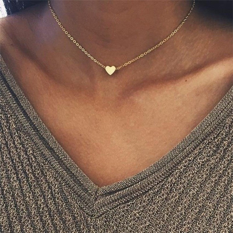 Tiny Heart Necklace Image 4