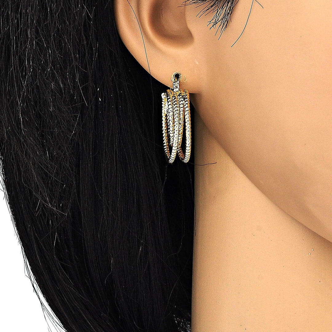 14k 4 Filled High Polish Finsh Fancy Diamond CUT Hoop Earring Image 4