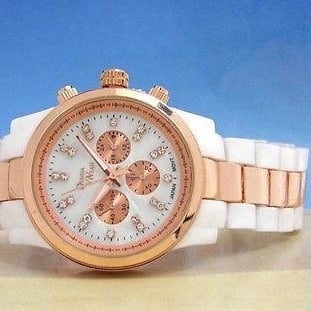 CLEARANCE SALE - Rose Gold White Pearl Bracelet Watch Image 4