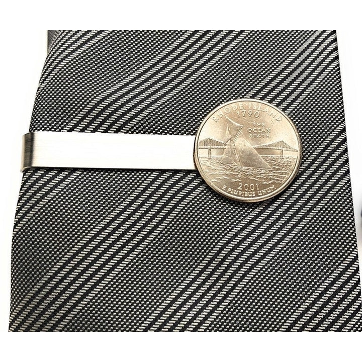 Tie Clip Rhode Island State Quarter Enamel Coin Tie Bar Travel Souvenir Coin Keepsakes Cool Fun Sail Boat Image 1