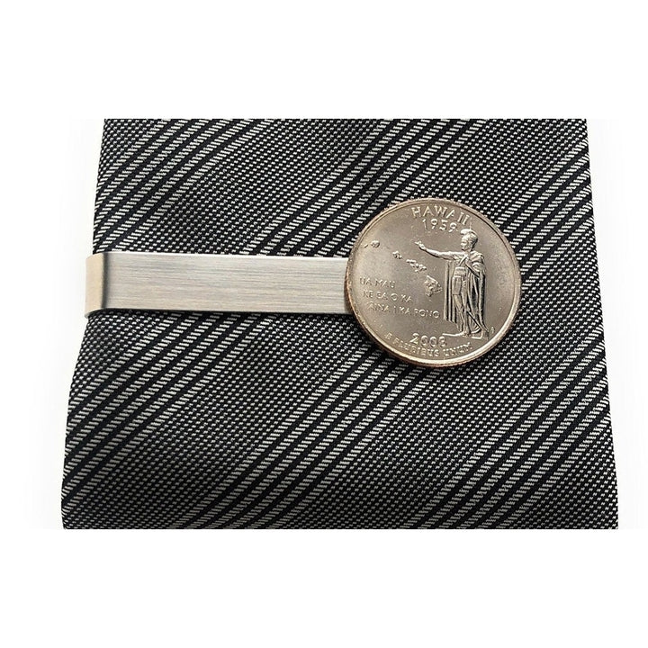 Tie Clip Hawaii State Quarter Enamel Coin Tie Bar Travel Souvenir Coins Keepsakes Cool Fun Collector with Gift Box Image 1