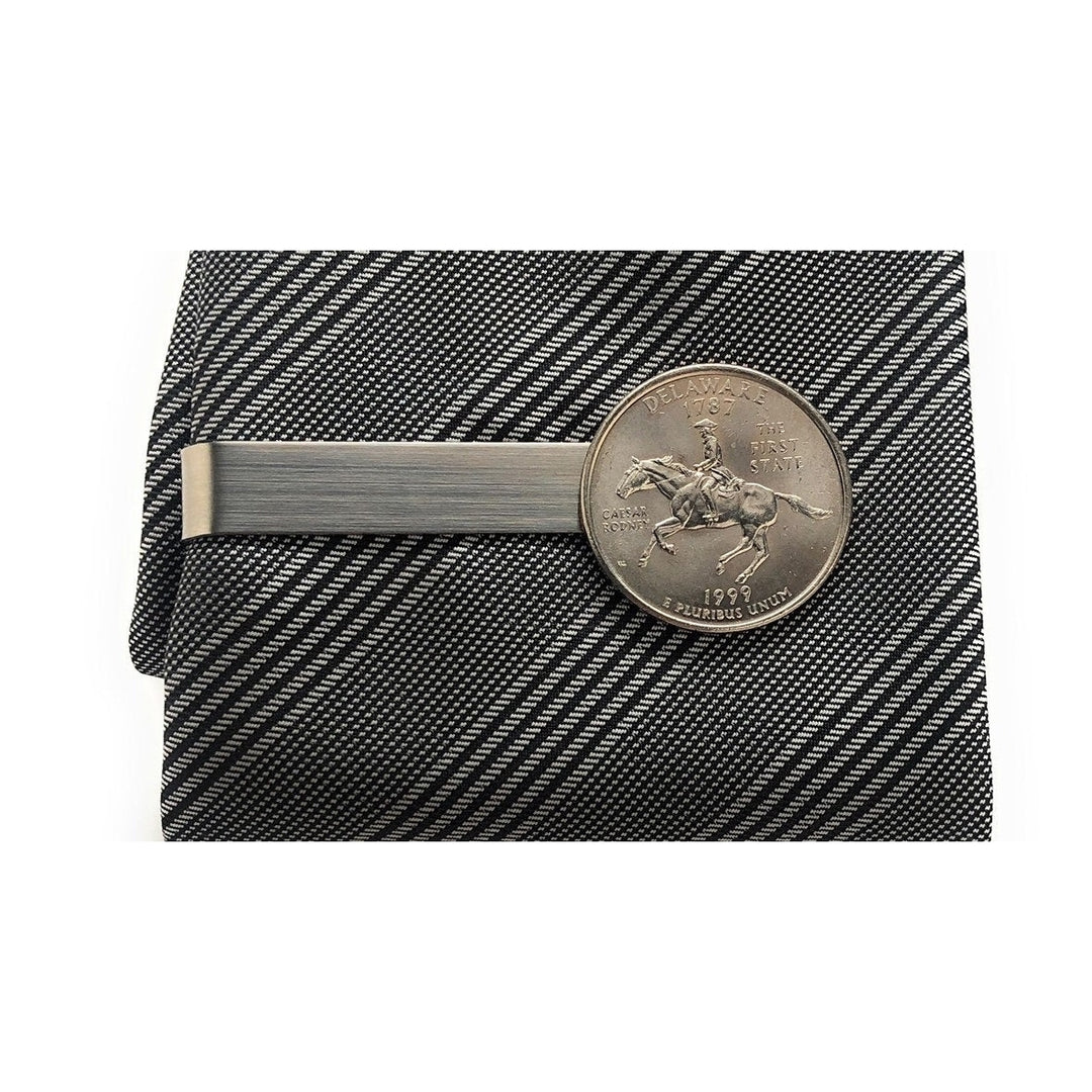 Tie Clip Delaware State Quarter Enamel Coin Tie Bar Travel Souvenir Coins Keepsakes Cool Fun with Gift Box Image 1