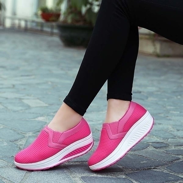 Woman Comfortable Casual Shoes For Spring And Summer Image 2