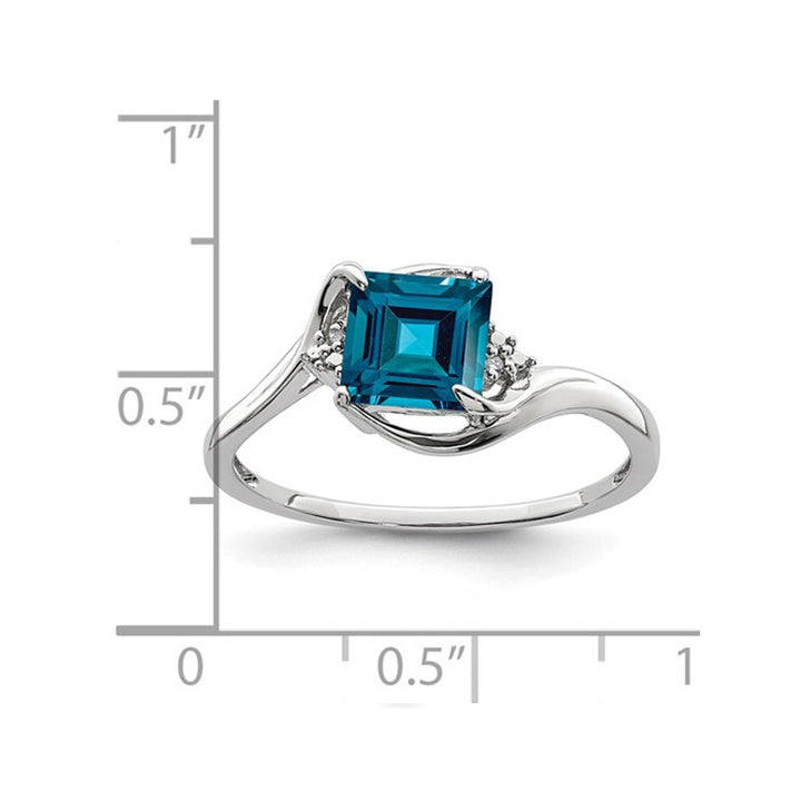 1.25 Carat (ctw) London Blue Topaz Princess Cut Ring in Sterling Silver Image 3