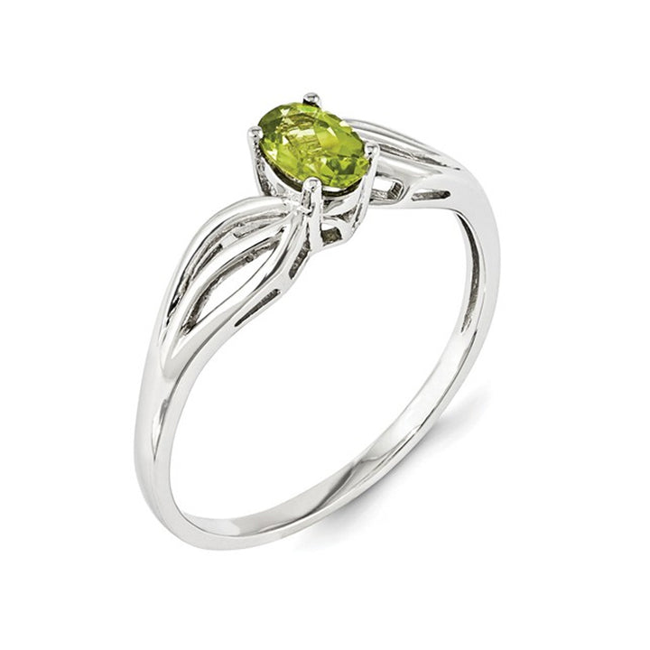 1/2 Carat (ctw) Peridot Ring in Sterling Silver Image 3
