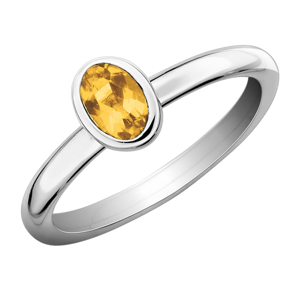 2/5 Carat (ctw) Solitaire Oval Citrine Ring in Sterling Silver Image 1
