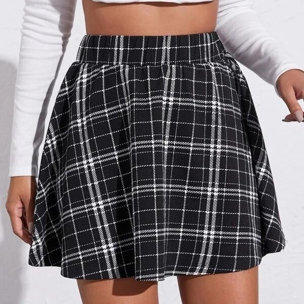 Elastic Waist Skater Plaid Skirt Image 1