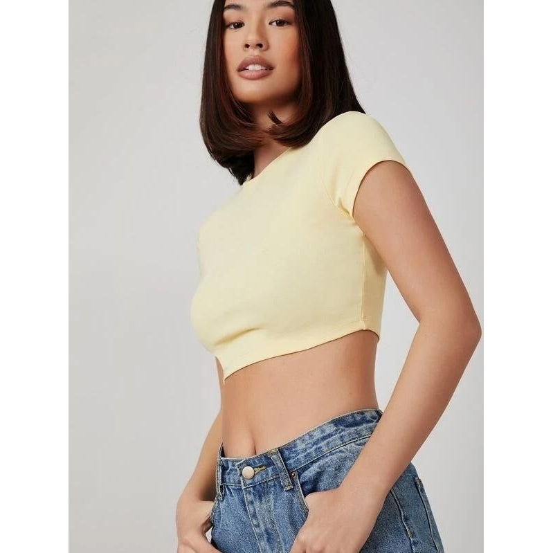 Form Fitted Crop Top Image 3