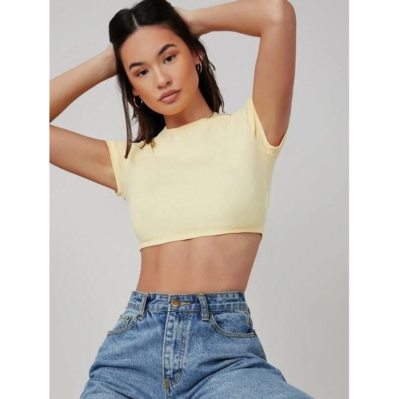Form Fitted Crop Top Image 4