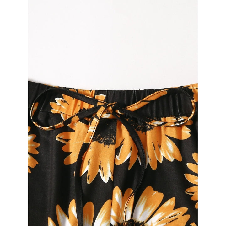 Sunflower Print Tie Front Shorts Image 4