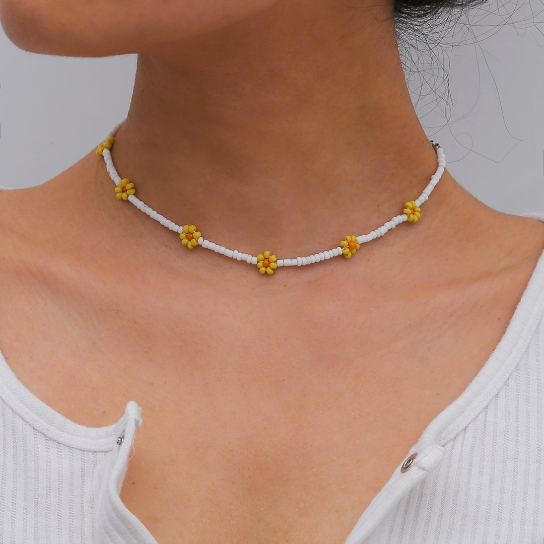 Minimalist Colorful Floral Daisy Seed Beaded Choker Necklace Image 1