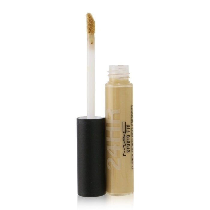 MAC - Studio Fix 24 Hour Smooth Wear Concealer - NC25 (Light Beige With Golden Peach Undertone)(7ml/0.24oz) Image 1