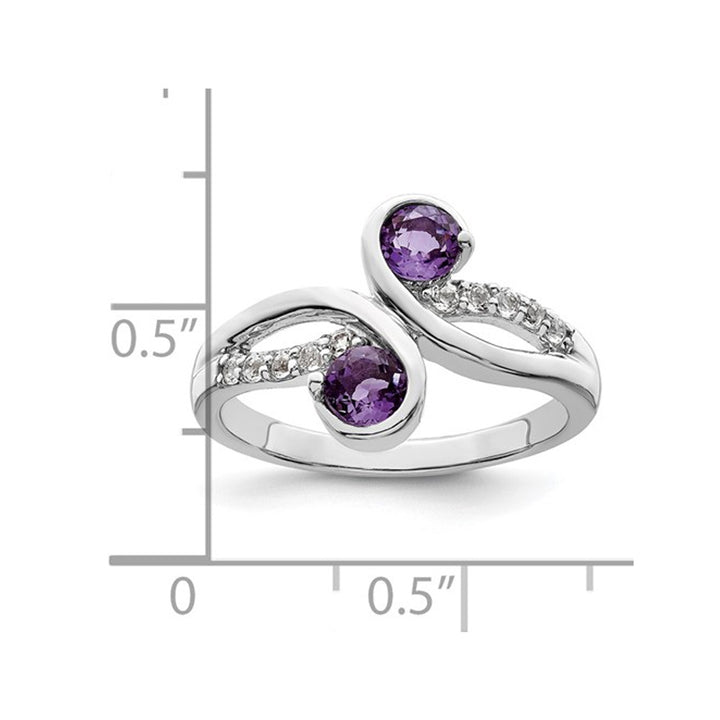 7/10 Carat (ctw) Amethyst & White Topaz Ring in Sterling Silver Image 3