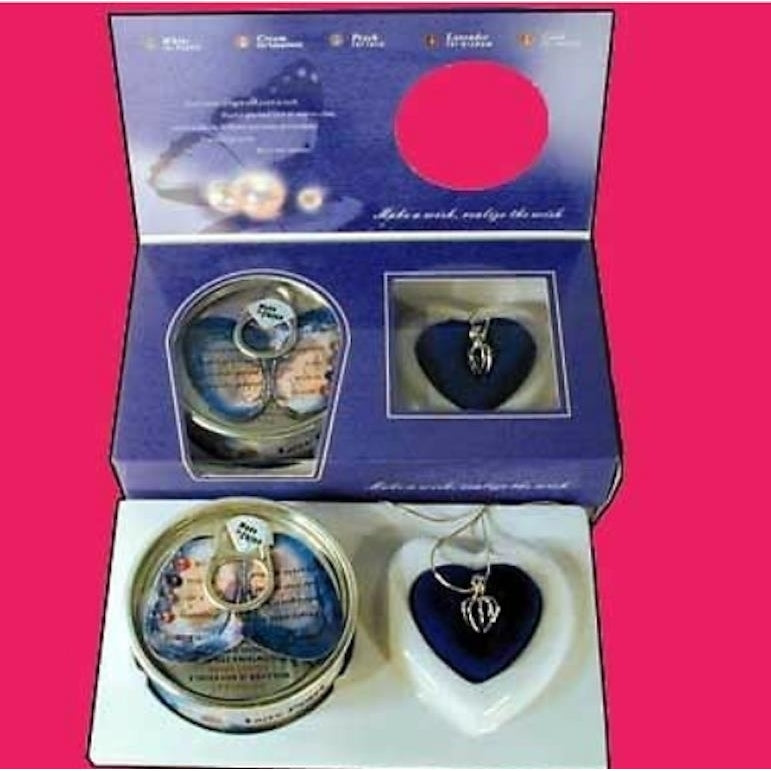 4 PEARL NECKLACE GIFT SET love perals novelty shell Image 1