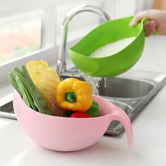 Strainer Sieve Basket with Handle Plastic for Rice Fruits Vegetables Durable Portable Image 1