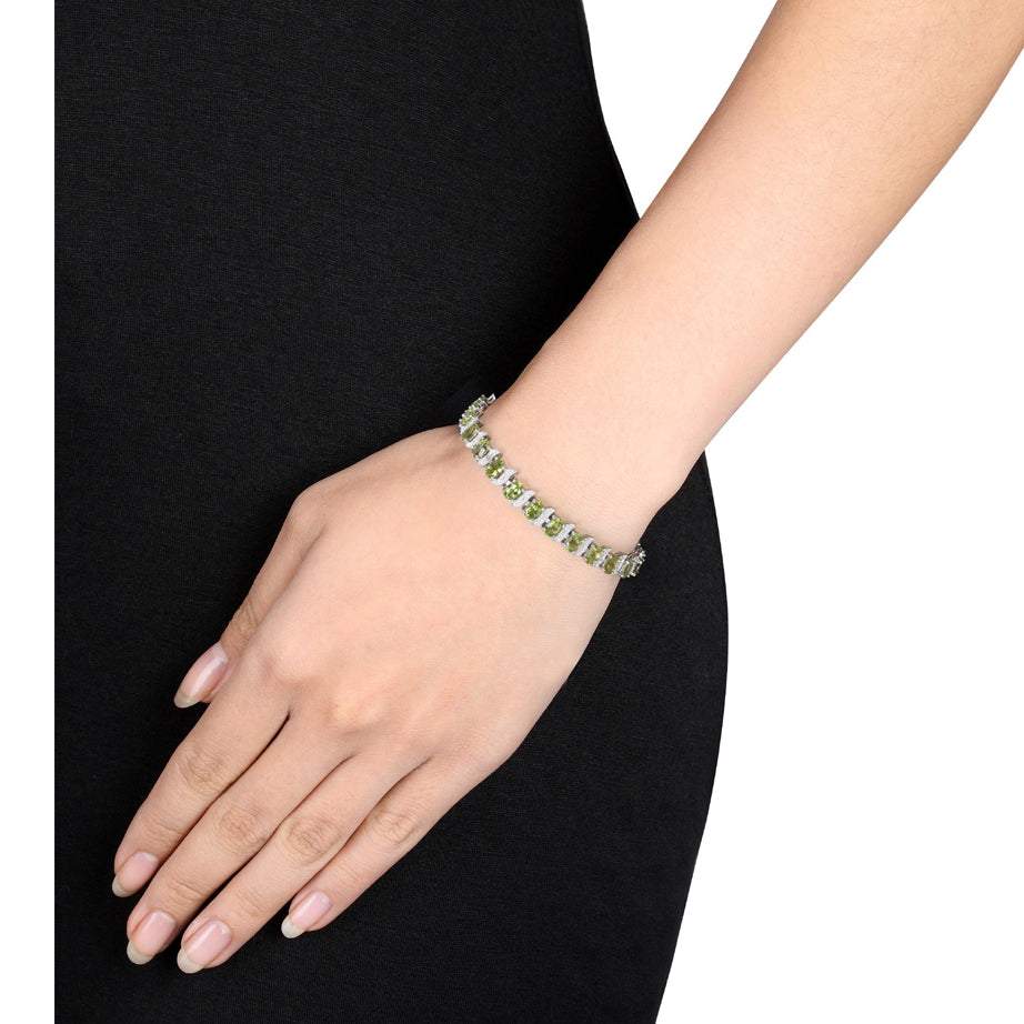 11.75 Carat (ctw) Peridot Bracelet in Sterling Silver with Accent Diamonds Image 3