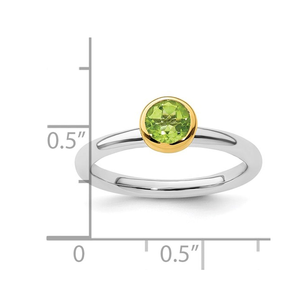1/2 Carat (ctw) Round Peridot Ring in Sterling Silver Image 3