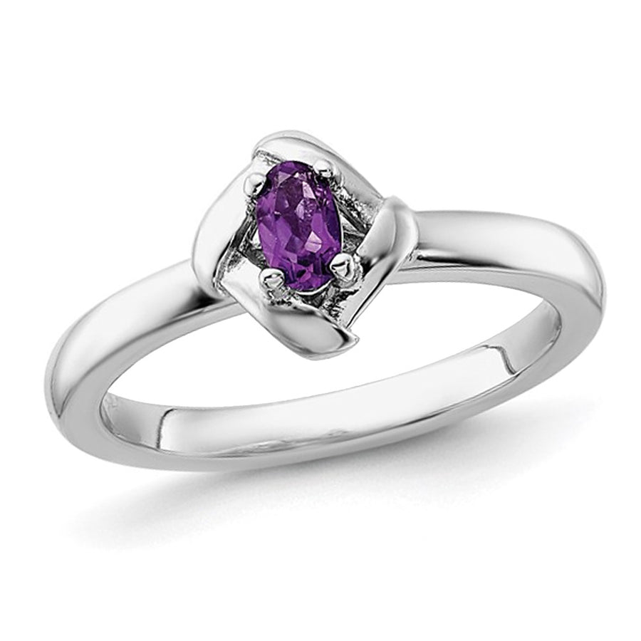 1/5 Carat (ctw) Oval-Cut Amethyst Ring in Sterling Silver Image 1