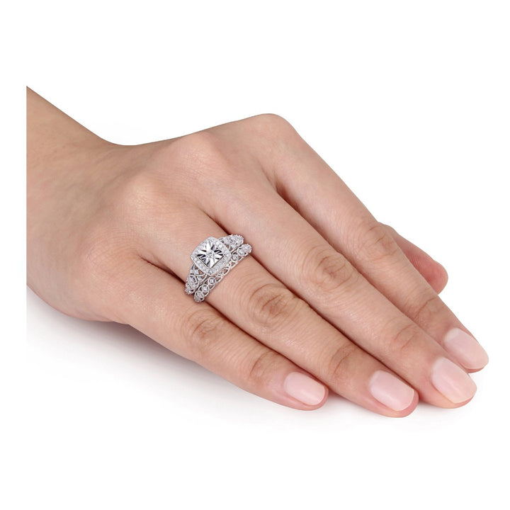 2/7 Carat (ctw) Diamond Engagement Bridal Ring & Wedding Band Set in Sterling Silver Image 2