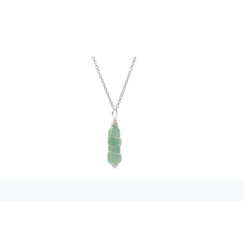 GREEN AVENTURINE CRYSTAL NECKLACE ON 18" SILVER ROLO CHAIN  stone 757 Image 1