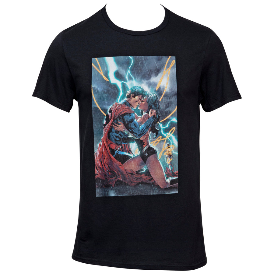 DC Comics Superman and Wonder Woman Vol 14  52! Comic Cover T-Shirt Image 1