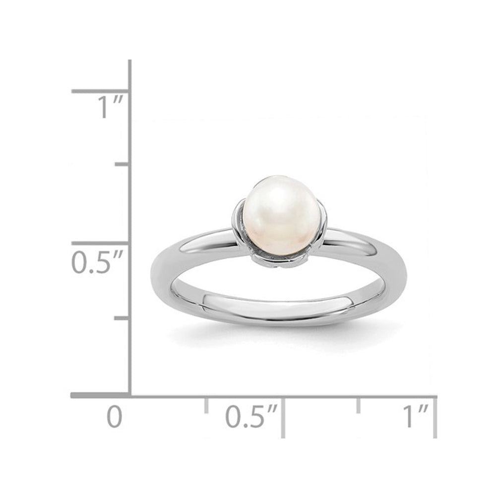 White Freshwater Cultured Pearl (6.5mm) Ring in Sterling Silver Image 3