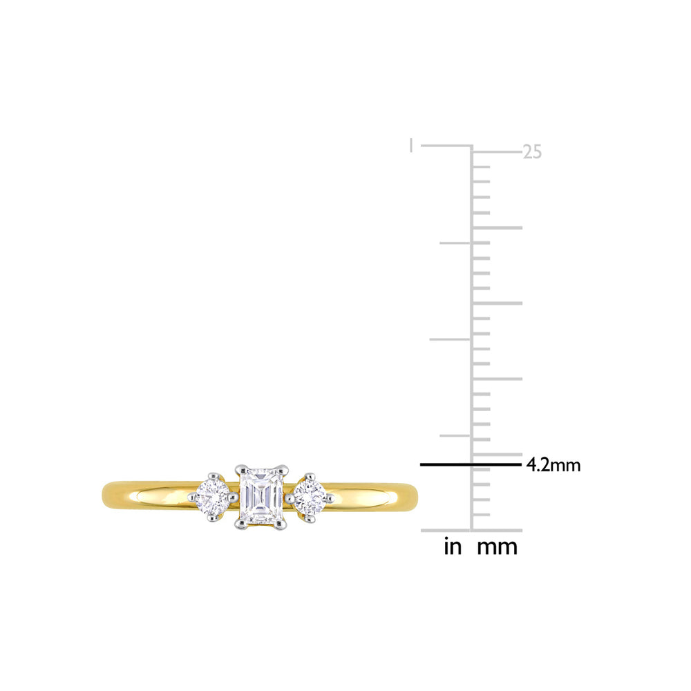 1/4 Carat (ctw I1-I2, H-I) Three-Stone Emerald-Cut Diamond Ring in 14K Yellow Gold Image 2