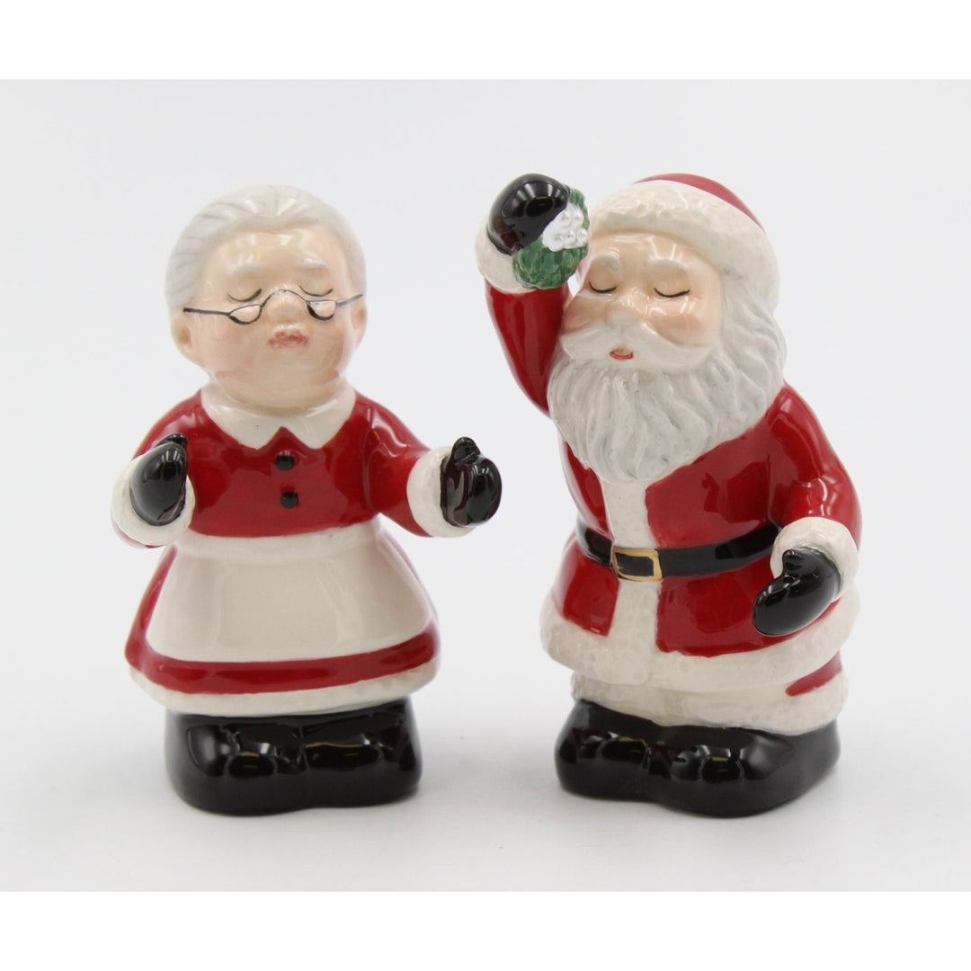 Ceramic Kissing Santa Mrs Claus Salt and Pepper Shakers Gift Set Image 3